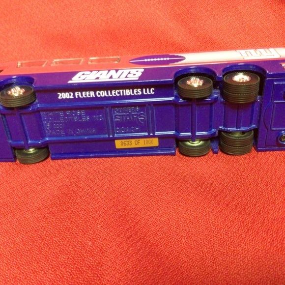 NFL NEW YORK GIANTS team bus - Picture 2 of 3